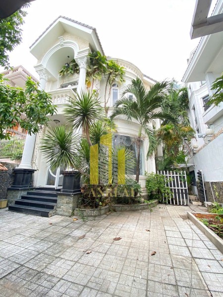 CHO THUÊ VILLA HIỆN ĐẠI SÂN VƯỜN - VIEW LANDMARK GIÁ 41 TRIỆU