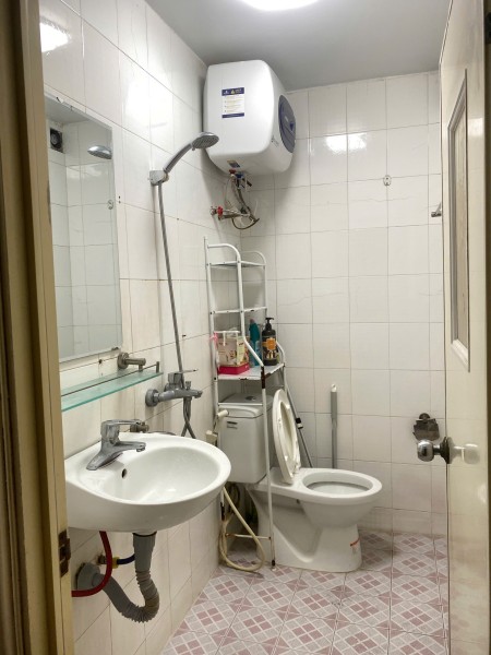 Cho thuê nhà nguyên căn 3,5 tầng tại 168 Nguyễn Lân- 0968541979/0359145564 (Zalo)