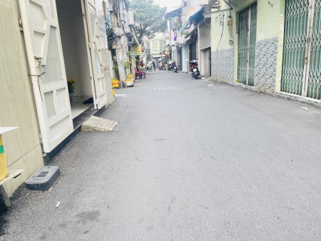 Nhà nguyên căn HXH 1/ Tân Kỳ Tân Quý 4,5 tấm mới đẹp