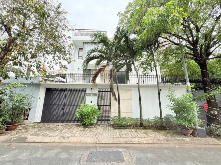 Cho thuê Biệt thự Phú Mỹ - Vạn Phát Hưng Quận 7