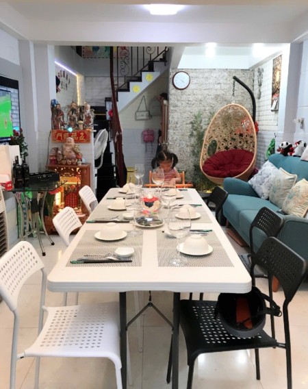 Cho thuê nhà 3 tầng 3PN tại mặt tiền đường số Phường 4, Q4, 16 triệu/ tháng