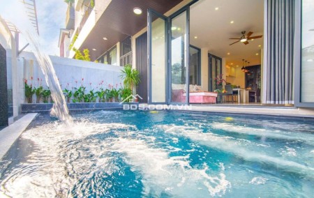 Cho thuê villa cao cấp 9 phòng ngủ có hồ bơi tại Sơn Trà, Đà Nẵng – vị trí vàng gần cầu Thuận Phước