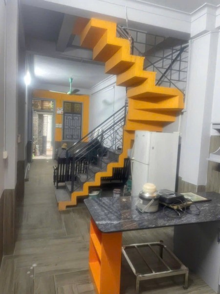 Cho thuê nhà nguyên căn ngõ Phan Đình Giót 45m² x 3 tầng, 2 ngủ, 2 vệ sinh, 10 Triệu