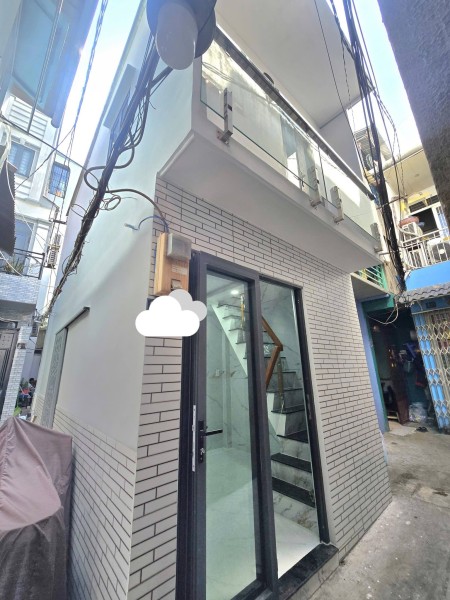 Nhà mới xây gần mặt tiền Đoàn Văn Bơ, 1 trệt – 1 lầu, 2PN, khu an ninh