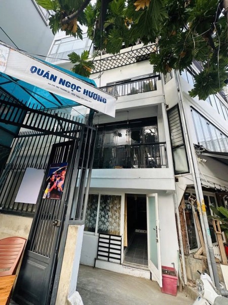 Cho thuê nhà nguyên căn 2 lầu, 3PN mặt tiền Trường Sa – Phú Nhuận