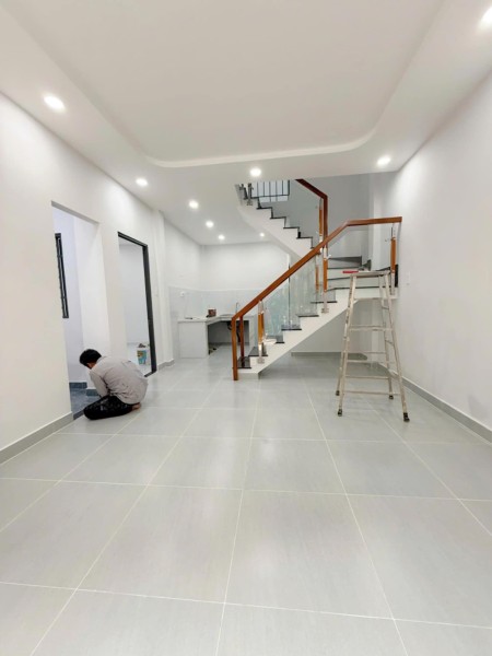 Cho thuê nhà Lê Lợi – P.4, Gò Vấp - Trệt, lửng, lầu, 3PN – 2WC