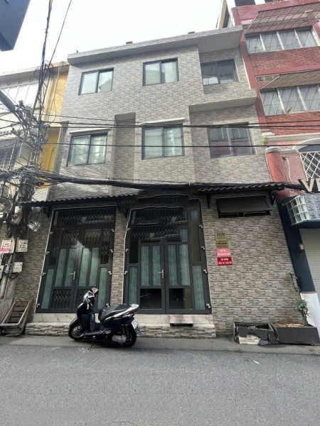 Nhà hẻm xe tải Trần Hưng Đạo, 9×5m, kết cấu 1 trệt 2 lầu, nhà mới