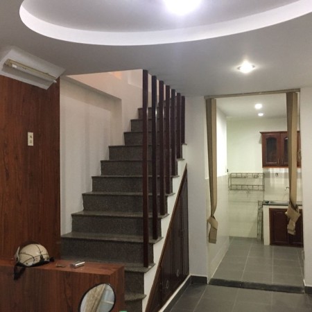 Cho thuê nhà nguyên căn hẻm xe hơi Nguyễn Đình Chiểu – P.4, Quận 3