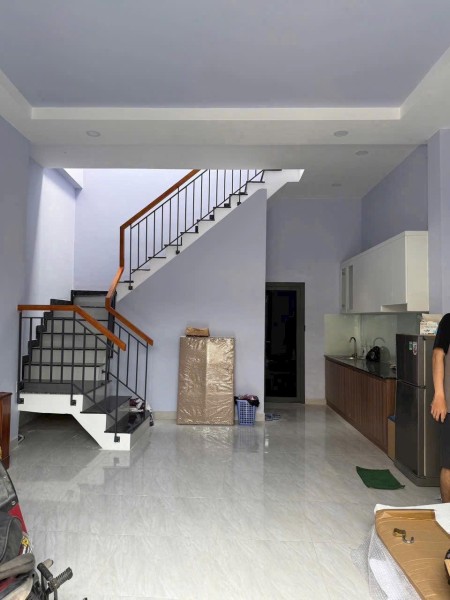 Cho thuê nhà nhà đẹp như hình vào ở ngày, Hiệp Thành 35 Quận 12