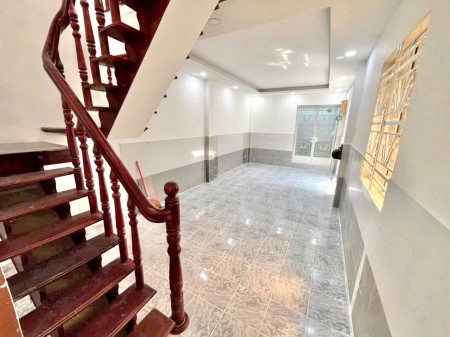 Cho thuê nhà hẻm Ngyễn Văn Công, 1 trệt + 1 lầu, căn góc thoáng mát