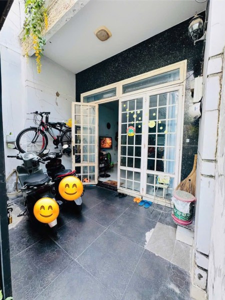 Nhà cho thuê Mặt tiền thụt Trần Quang Cơ , Phú Thạnh , Tân Phú