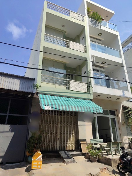 Cho thuê nhà mặt tiền đường số 42 - P.10, Quận 6 | 4PN