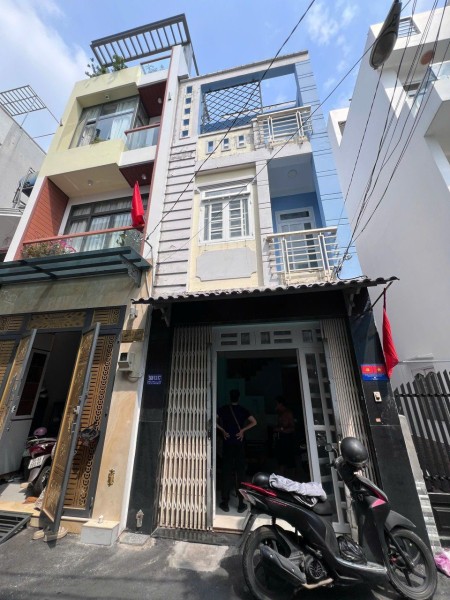 Nhà Nguyên Căn Bà Hom Q.6 – 4PN 4WC – Hẻm Xe Hơi – Gần Chợ Phú Lâm