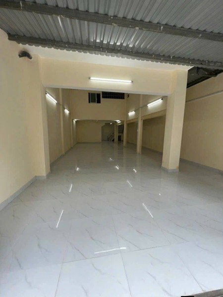 Mặt bằng + Nhà ở gần chợ Hiệp Bình - Diện tích rộng - Tiện kinh doanh