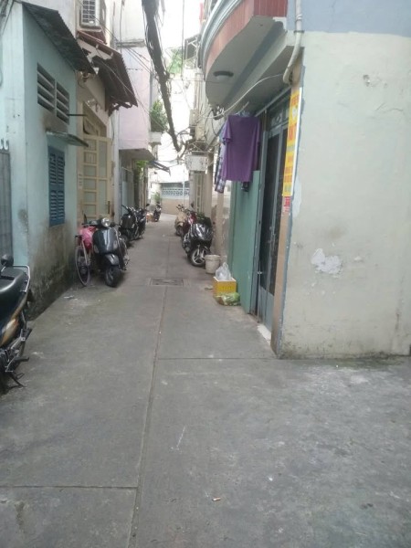 Cho thuê nhà Cống Quỳnh – Nguyễn Trãi 2pn , 2tolet Q1