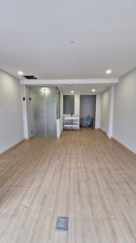 NHÀ MẶT TIỀN HÙNG VƯƠNG Q10 – Ở + KINH DOANH