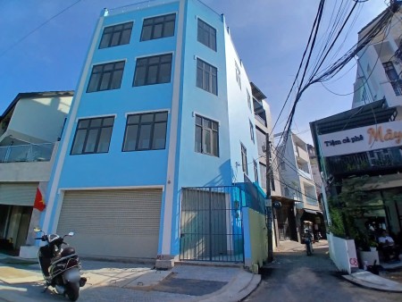 Chủ gửi cho thuê nhà góc 2 mặt tiền 221 Nguyễn Thị Định Quận 2 ngang 8.5m vạt góc giá thương lượng