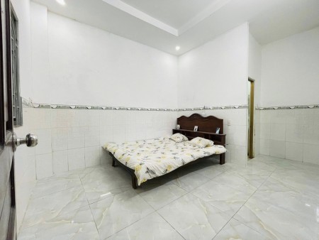 Cho thuê nhà nguyên căn đướng 785, 50m2, 1PN, giá chỉ 4.x