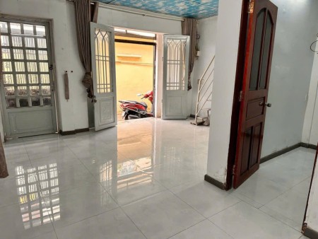 Cho thuê nhà Huỳnh Tấn Phát Q7, 2PN – 2WC – gác suốt, 7.5tr/tháng