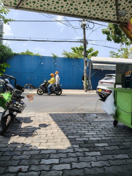 CHO THUÊ NHÀ MẶT TIỀN CHỢ TÂN MỸ – Q7 - 4 x 20m -Trệt + gác suốt – 4PN. Mặt tiền chợ – khu đông đúc