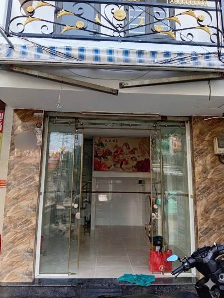Cho thuê nhà 1 trệt, 3 lầu, Ông Ích Khiêm, Phường 14, Quận 11