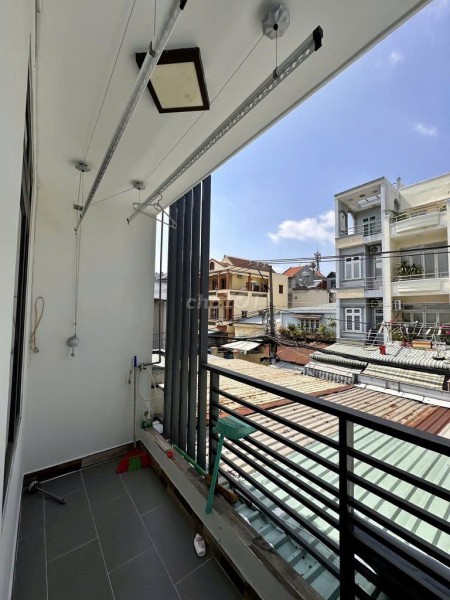 Cho thuê nhà mặt tiền đường 17 - Q7, 2 tầng – 3PN – 4WC,