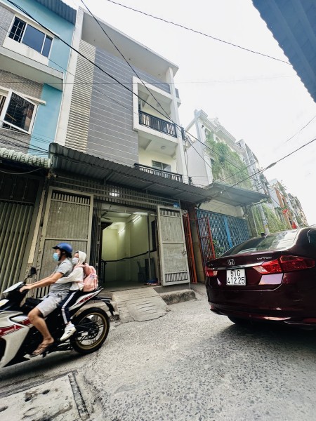 12 củ - Nhà Gò Vấp (Phạm Văn Chiêu) * 4.5x12m (nở hậu 5x14m), trệt 3 lầu, 3 PN, 3 WC.