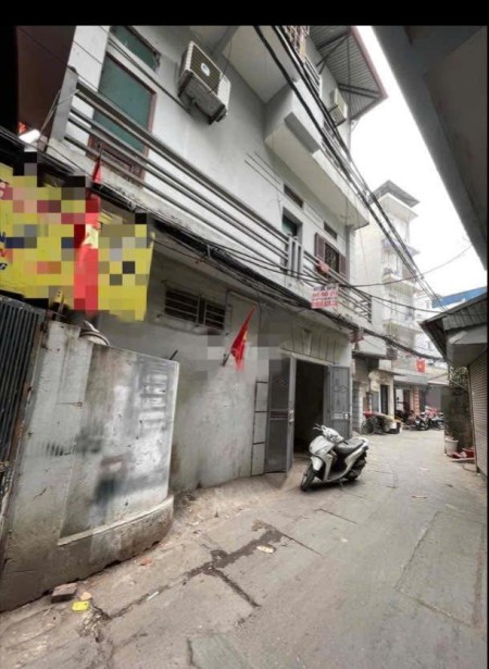 Cho thuê nhà ngõ ba gác đường Hoàng Mai, 30m x 3tầng - Giá 7 triệu vào ngay