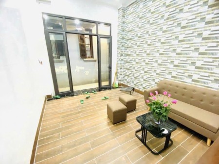 Cho thuê nhà Khương Trung, Thanh Xuân 35m2 x 5 tầng, 4 ngủ, 12 triệu vào ngay