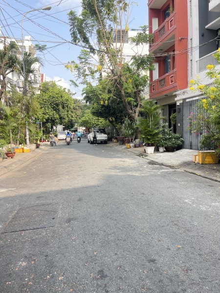 Nhà nguyên căn HXH Tân Sơn Nhì 4x22 gác lửng 13tr/tháng