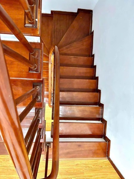 Cho thuê nhà mới, Đội Cấn, Giang Văn Minh, Đốc Ngữ; 91m2* 4,5T -29 tr