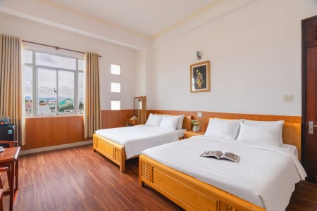 Cho thuê khách sạn 41 phòng ngay trung tâm đà lạt diện tích 550m , 110 triệu