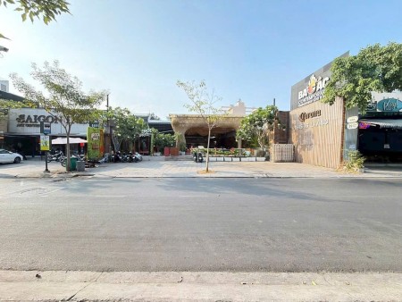 Cho thuê nhà mặt tiền đường Xuân Thủy Thảo Điền, ngang 20m, giá tốt