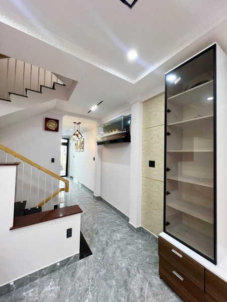 Cho thuê nhà đường Huyền Trân Công Chúa phường 4 Đà Lạt giá 16 triệu