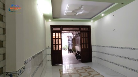 "Nhà 280 m² , 1 Trệt 2 Lầu Và Sân Thượng, Mã Lò