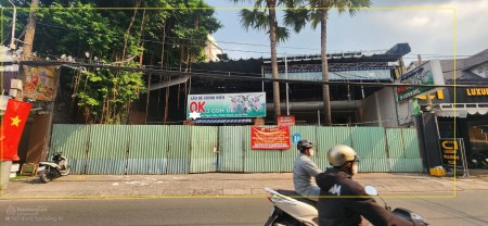 Cho thuê nhà Mặt tiền Thoại Ngọc Hầu q.Tân Phú 640m², NGANG 20M - CẠNH NGÃ TƯ