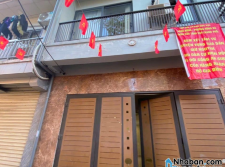 Chính chủ cho thuê nhà 2,5 tầng Phố An Dương, Hồng Hà, Hà Nội, DT 60m2, giá 9tr/tháng