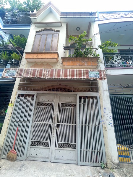Nhà nguyên căn hẻm nhựa 5m P. Tây Thạnh 10tr/tháng