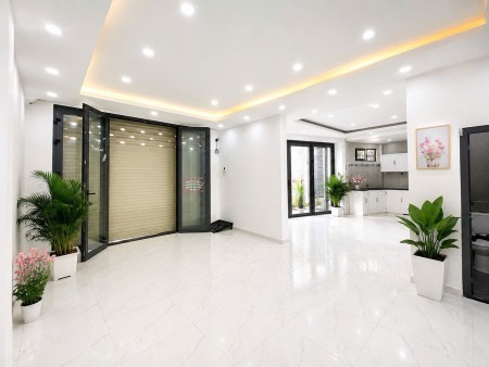 Cho thuê nhà 3 tầng DT 8x7, 3 PN 4WC, 14 triệu