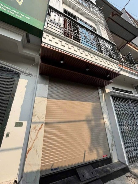 CHO THUÊ NHÀ KĐT NAM CƯỜNG – HOÀNG QUỐC VIỆT 40M² × 6 TẦNG THANG MÁY 18 TRIỆU/THÁNG