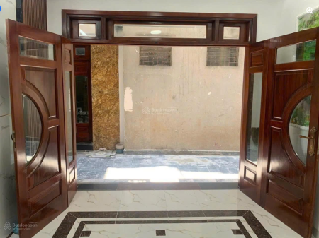 CHO THUÊ NHÀ RIÊNG KIM MÃ – BA ĐÌNH 30–32M² × 5 TẦNG 4PN 5WC 17 TRIỆU/THÁNG