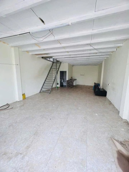 Cho thuê nhà cấp 4 (diện tích 1 sàn 50m2 bao gồm 2 sàn).