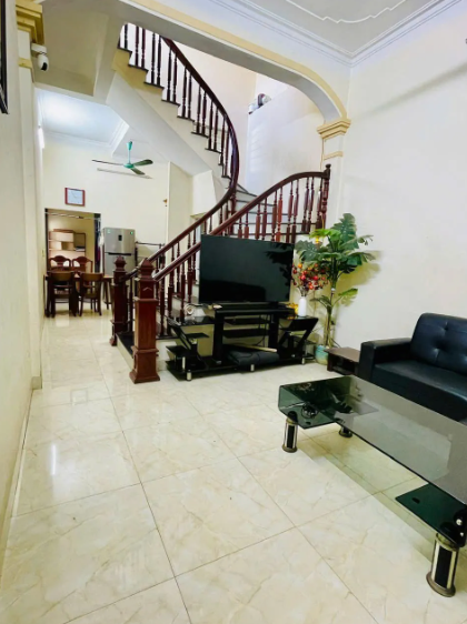 CHO THUÊ NHÀ NGUYÊN CĂN HOÀNG LIỆT – TỰU LIỆT 50M² × 3 TẦNG 4PN + PHÒNG THỜ 11 TRIỆU/THÁNG
