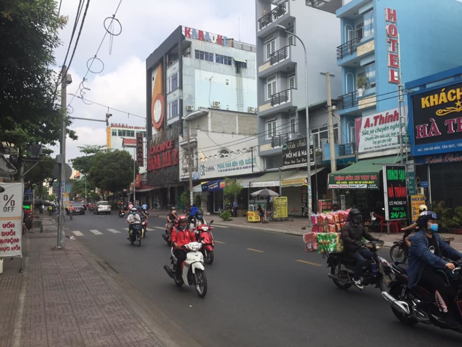Cho thuê nhà nguyên căn 4x37 mặt tiền Gò Dầu, Tân Phú. Giá 23 triệu/th