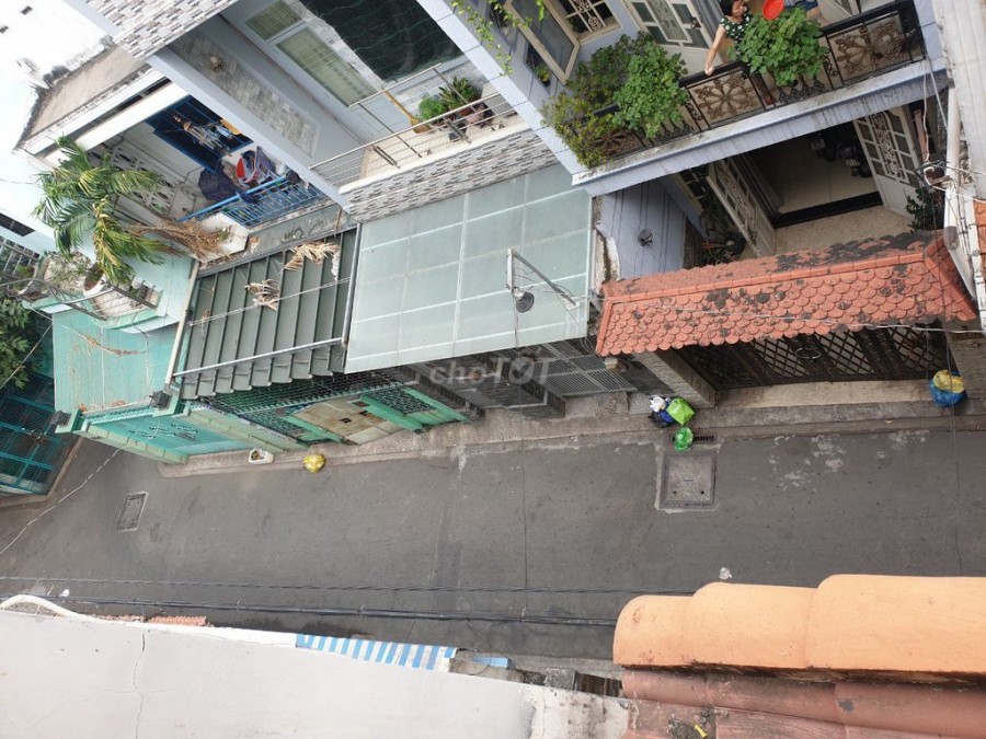 Cho thuê nhà hẻm Tự Lập, Quận Tân Bình rộng 140m2, 5 tầng, giá 18 triệu/tháng