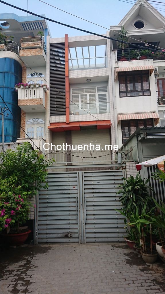 Cho thuê nhà mặt tiền đường Gò Ô Môi phường Phú Thuận, Quận 7. Có sân trước đậu xe 50m2