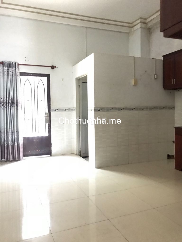 Cho thuê nhà rộng 64m2, 1 trệt, 1 lầu Quận Tân Phú, giá 10 triệu/tháng, LH 0367223878