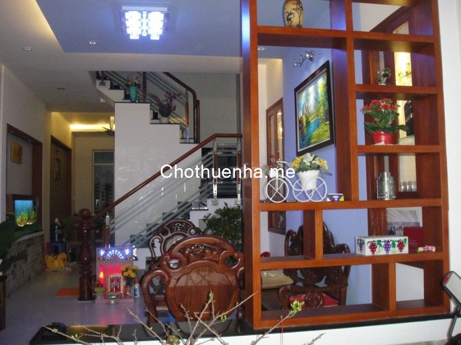Nhà cho thuê số 87/10 Bờ Bao Tân Thắng Tân Phú cho thuê 20 triệu/tháng diện tích sử dụng 260m2
