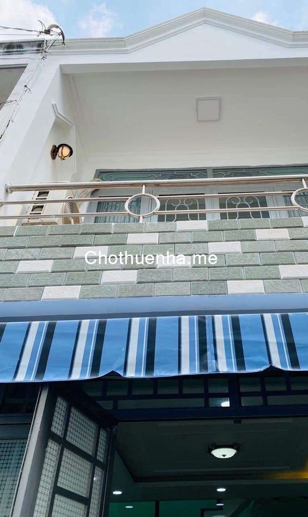 Hẻm an ninh Trường Chinh, Tân Phú cần cho thuê nhà rộng 60m2, 2 PN, giá 8 triệu/tháng