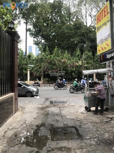 Nhà nguyên căn cho thuê tại hẻm xe hơi trên đường Nguyễn Thị Minh Khai Phường Đa Kao Quận 1